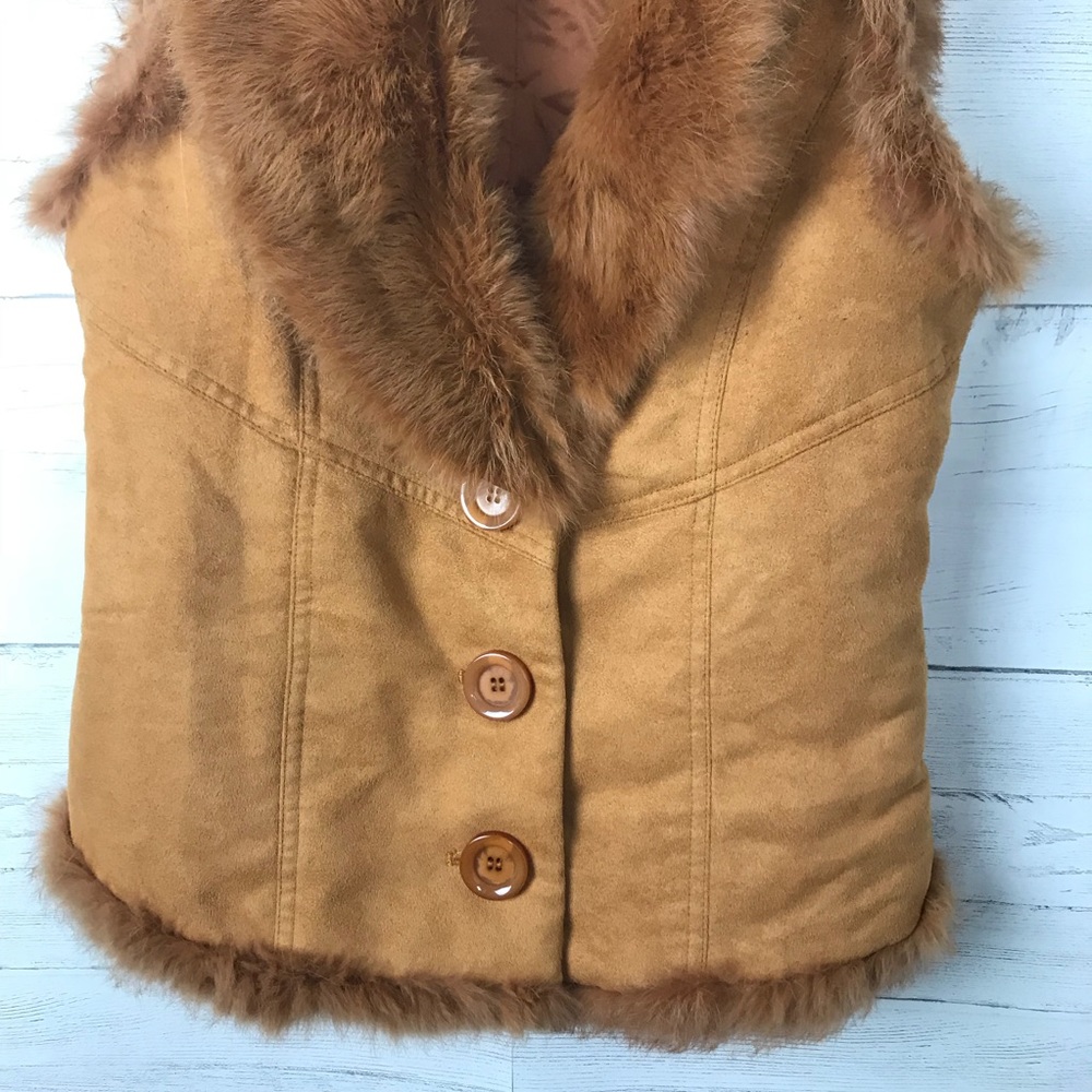 C. LUCE VEST - Picture 3 of 7